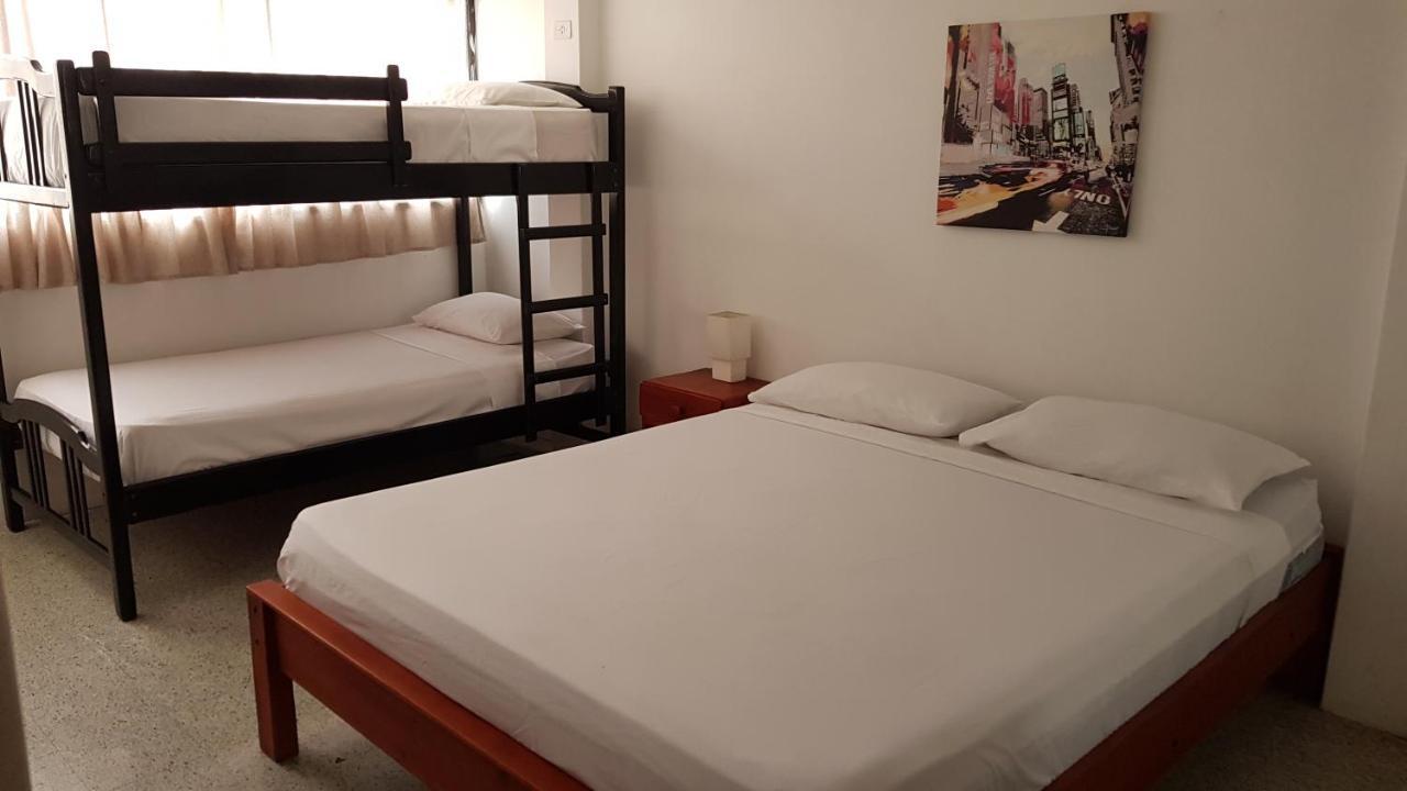 Chaqana Hostel Salinas  Eksteriør billede