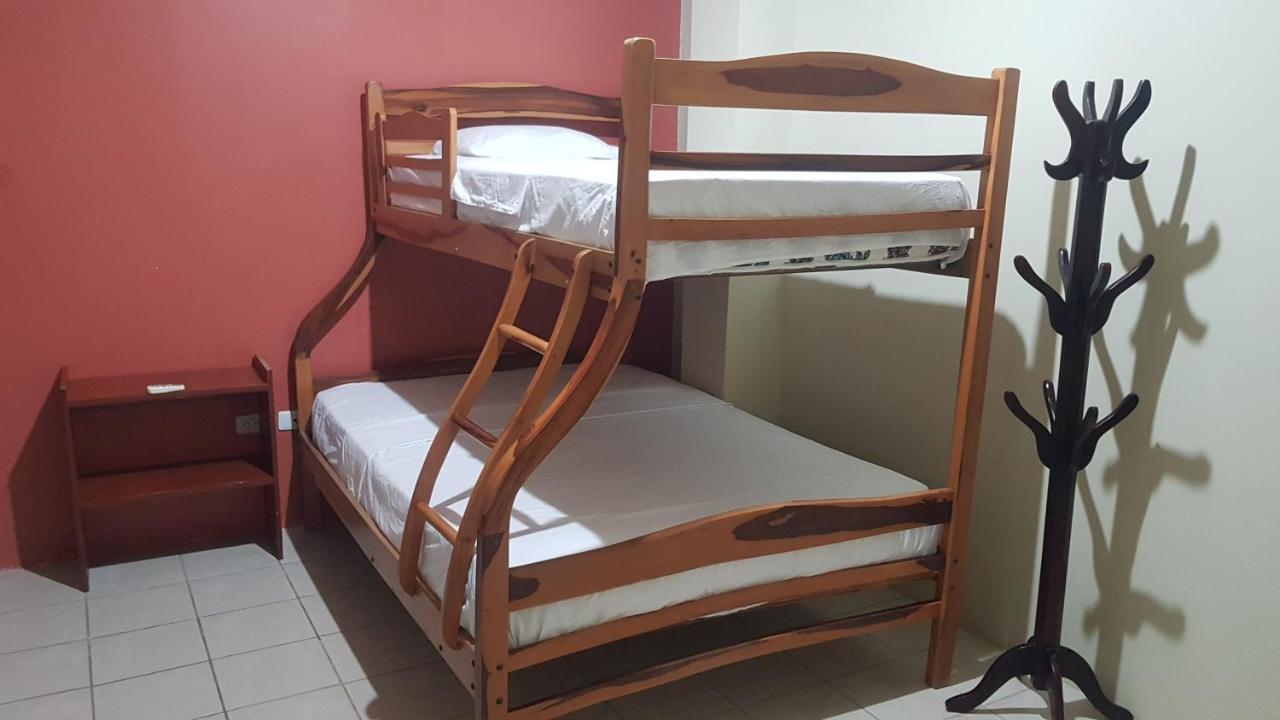Chaqana Hostel Salinas  Eksteriør billede